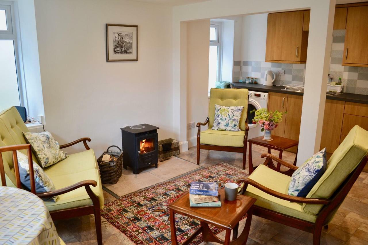 Villa Caliburn à Alyth Extérieur photo